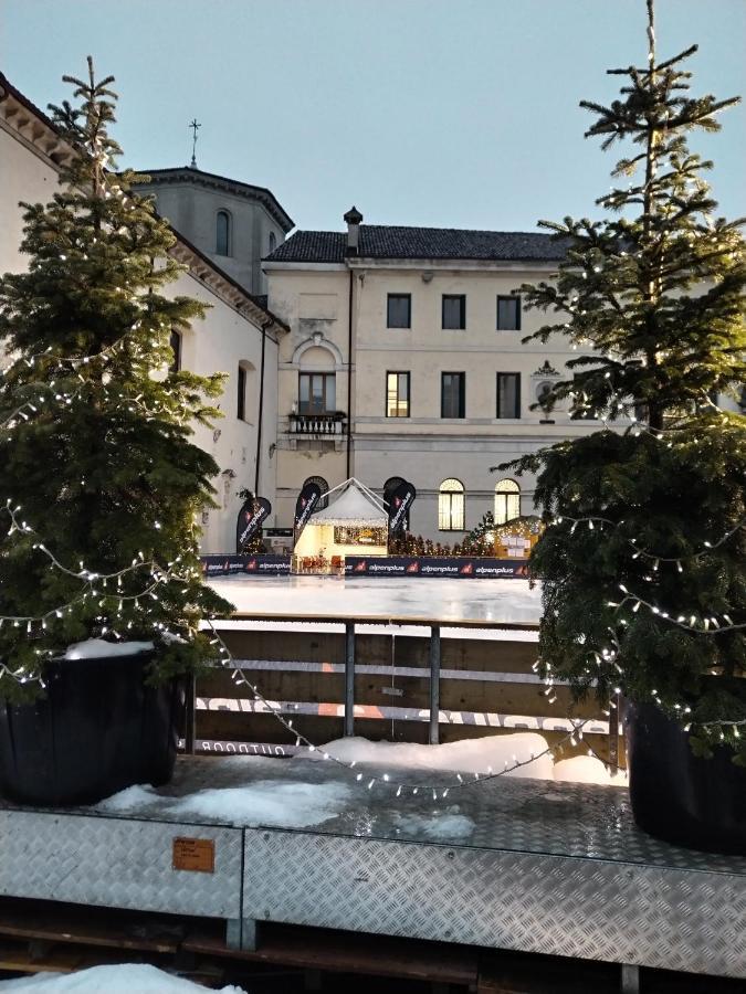 Il Vicolo_Carinissimo Appartamento In Centro Storico, Zona Giorno Mansardata Belluno Ngoại thất bức ảnh